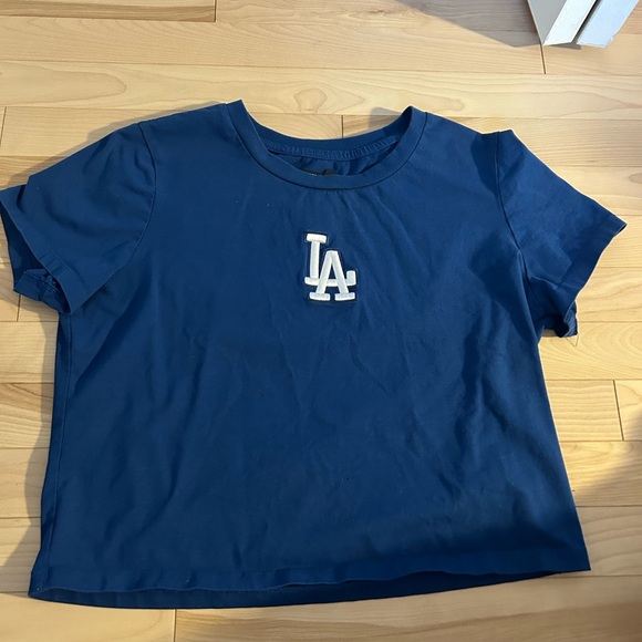 BASEBALL TOP - DODGERS - SIZE LARGE - Picture 2 of 5